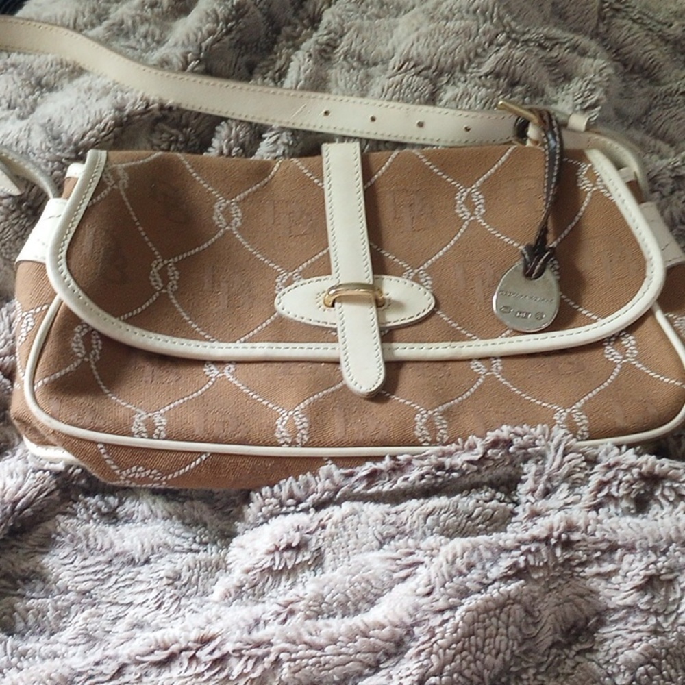 GORGEOUS EQUESTRIAN DOONEY & BOURKE SHOULDER BAG
